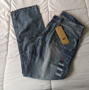 Levi's